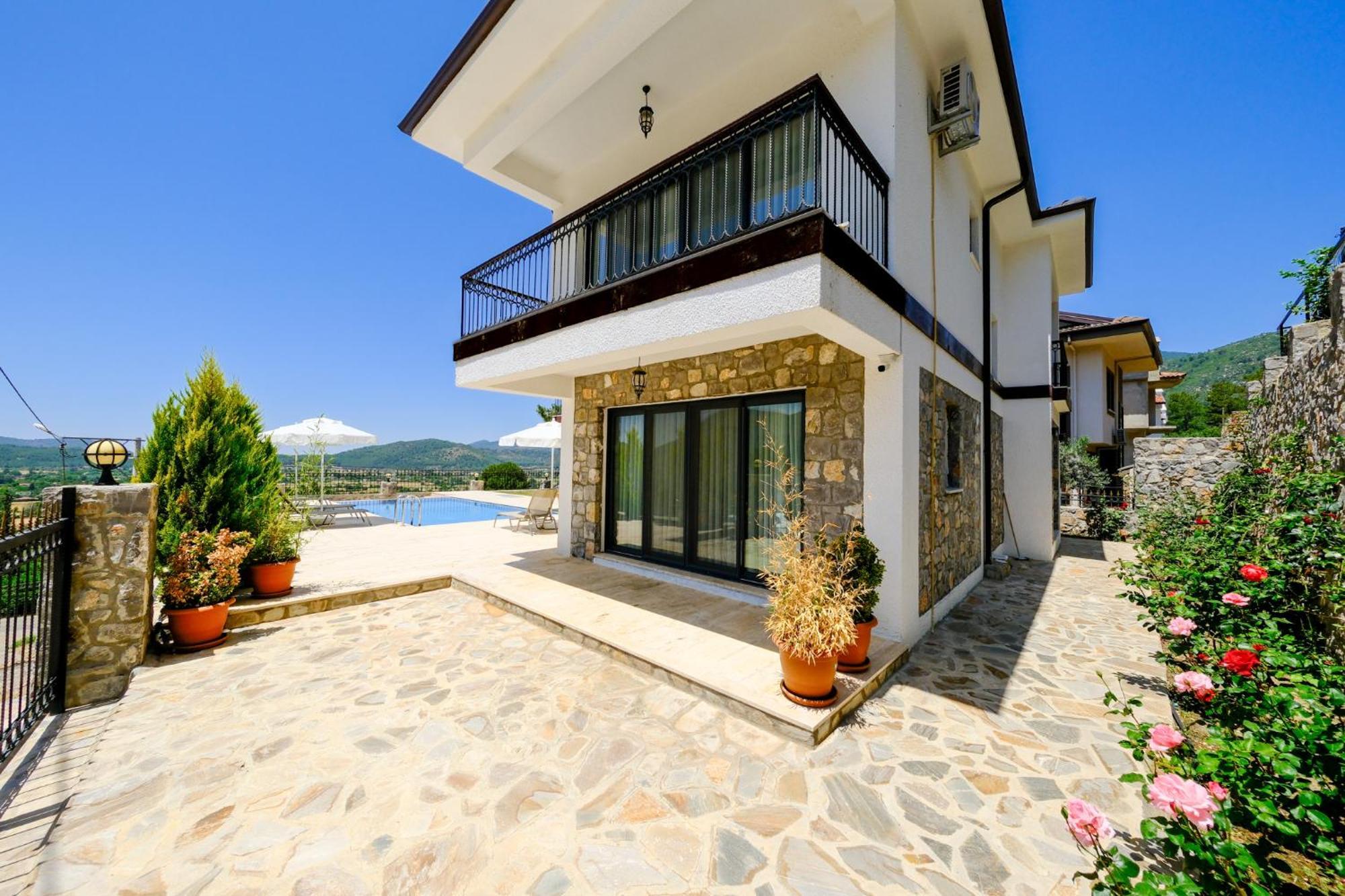 Mediterranean Breeze Villa - Family-Friendly Luxury Villa - Fethiye By Sunworld Villas Экстерьер фото